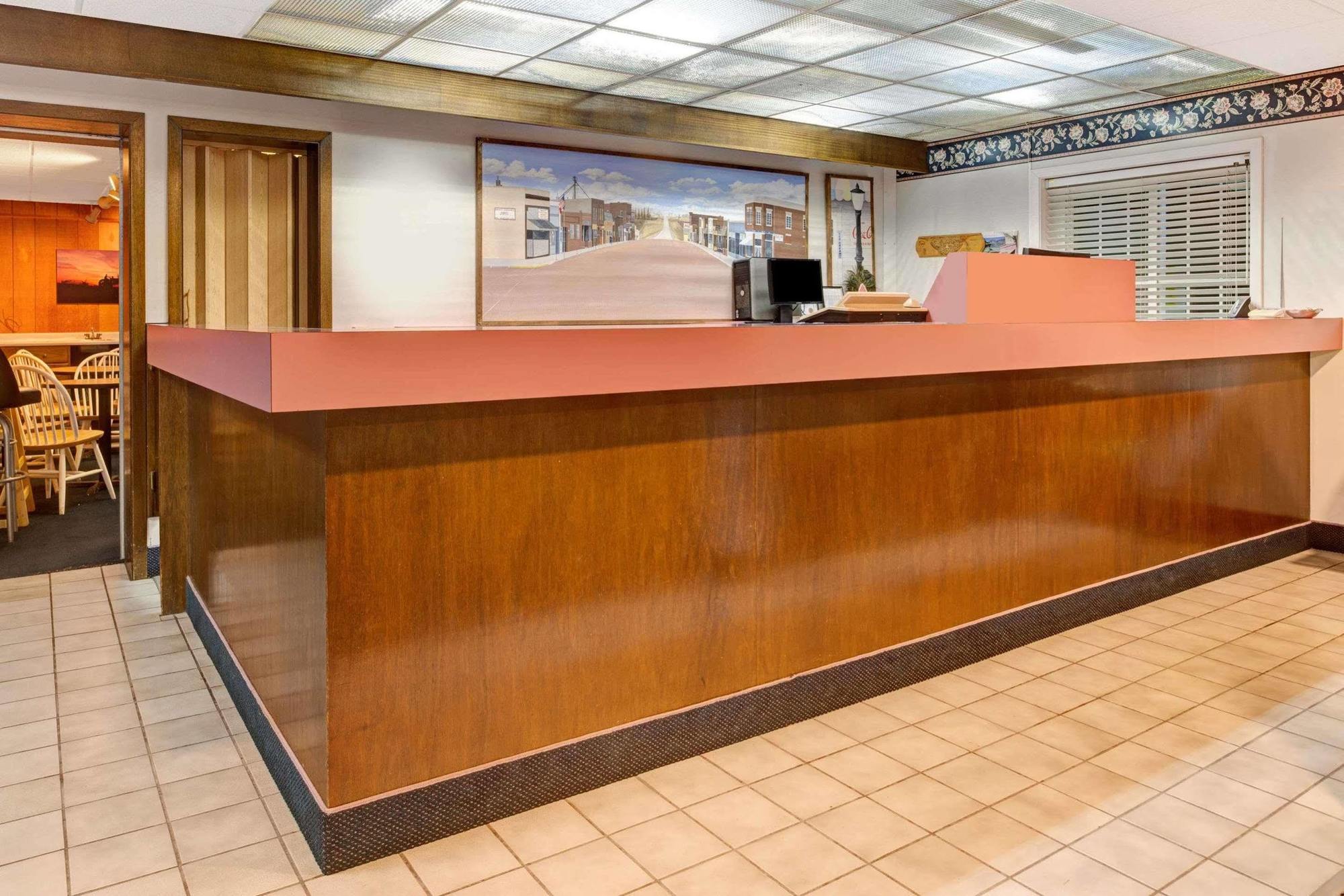 Hotel Super 8 By Wyndham Walnut Extérieur photo